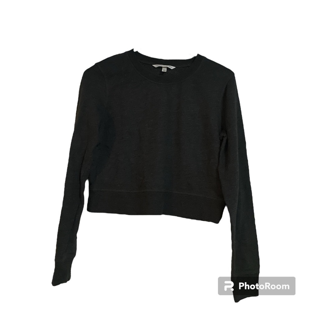 3/$18 Victoria Secret Cropped Top Women’s Small Long Sleeve Charcoal